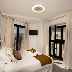  Affittacamere Nerja-centro-jacuzzi- Mirador De La Ermita- Adults Recommended