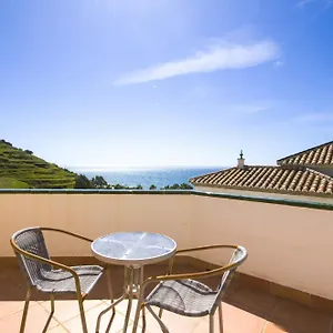 Tamango Hill Silhouse Villa